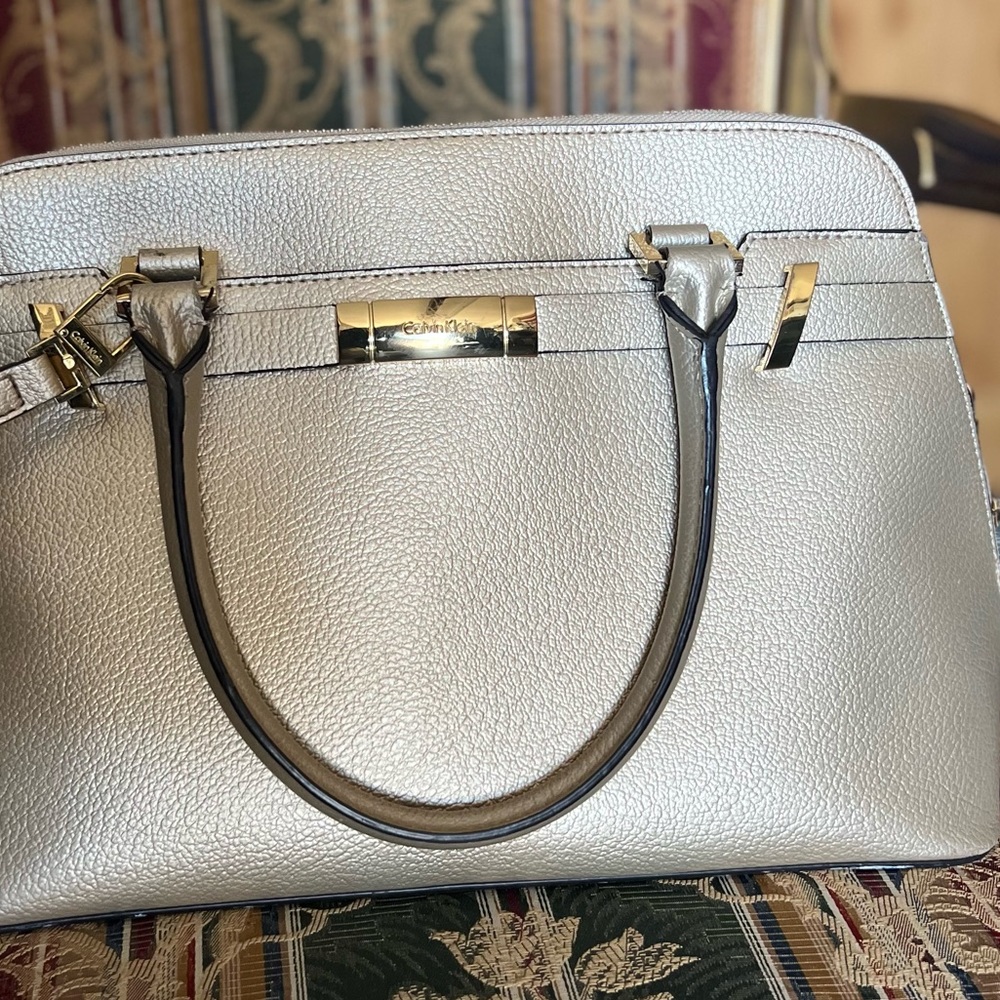 Calvin Klein Brooke leather satchel shoulder bag champagne color handbag - Picture 4 of 15